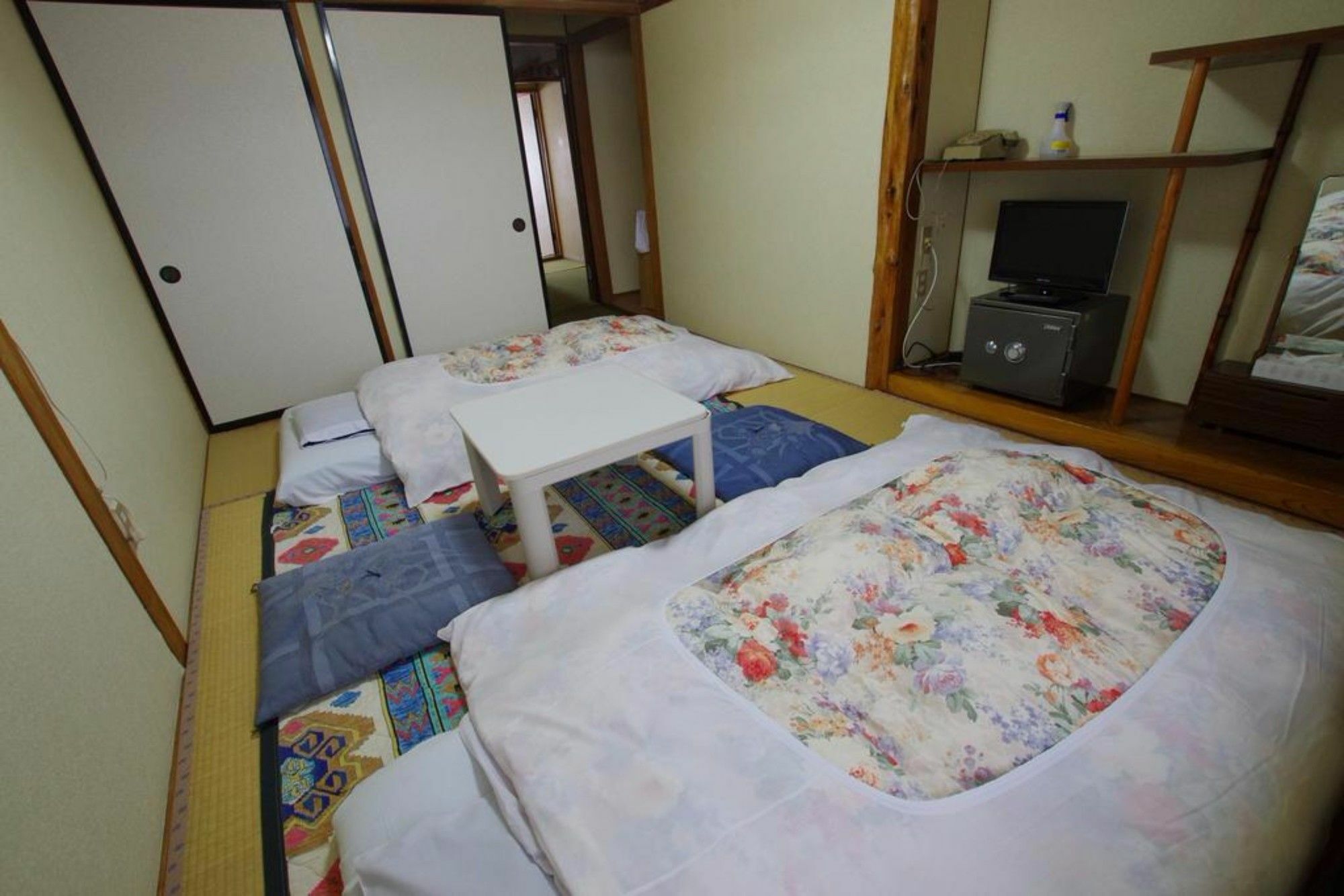 Hakuba Ski-Kan Exteriör bild